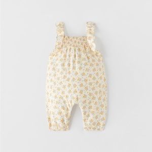 NWT Zara 1-3m floral jacquard overalls